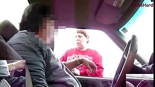 Redhead babe lakub munn valjad ja saab tema sitapea perses anaal creampie.